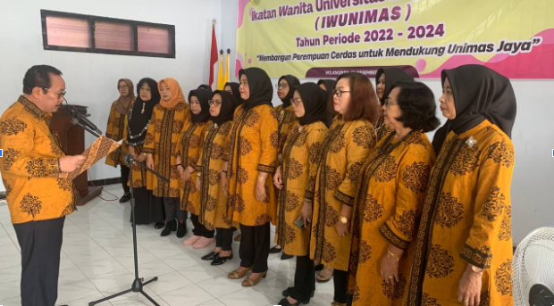 Pengukuhan Ikatan Wanita Unimas (IWUNIMAS) Periode 2022 – 2024